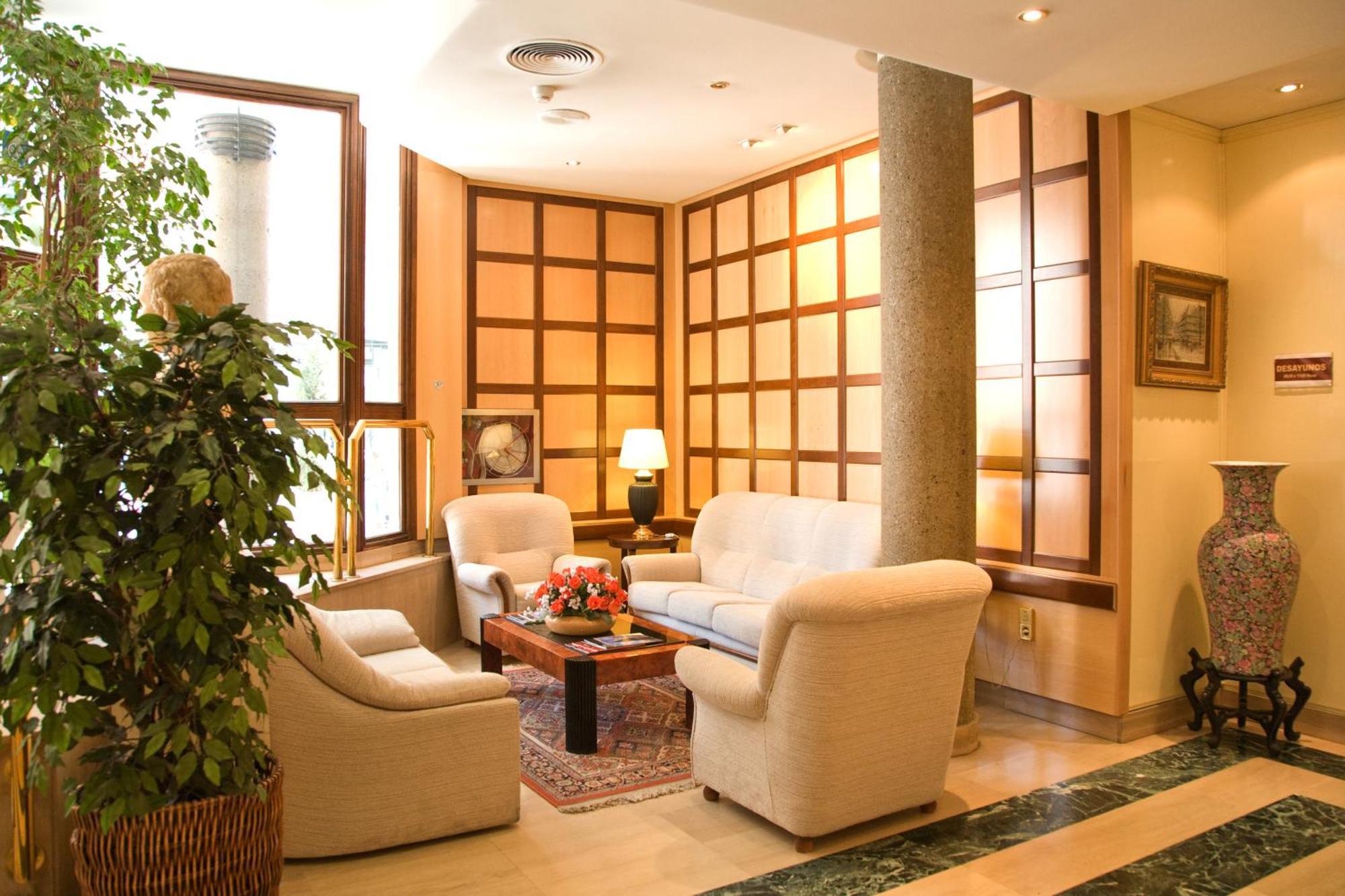 Hotel Tibur Zaragoza Ngoại thất bức ảnh