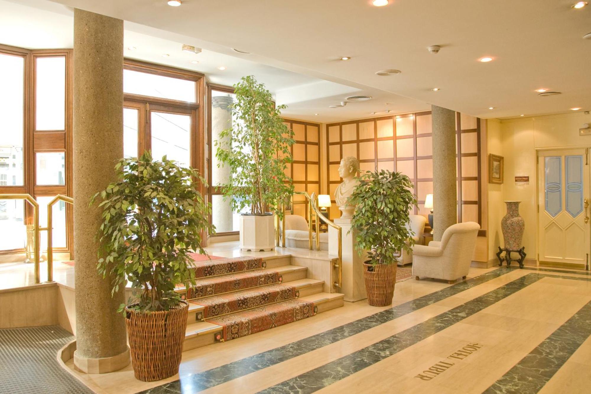 Hotel Tibur Zaragoza Nội địa bức ảnh