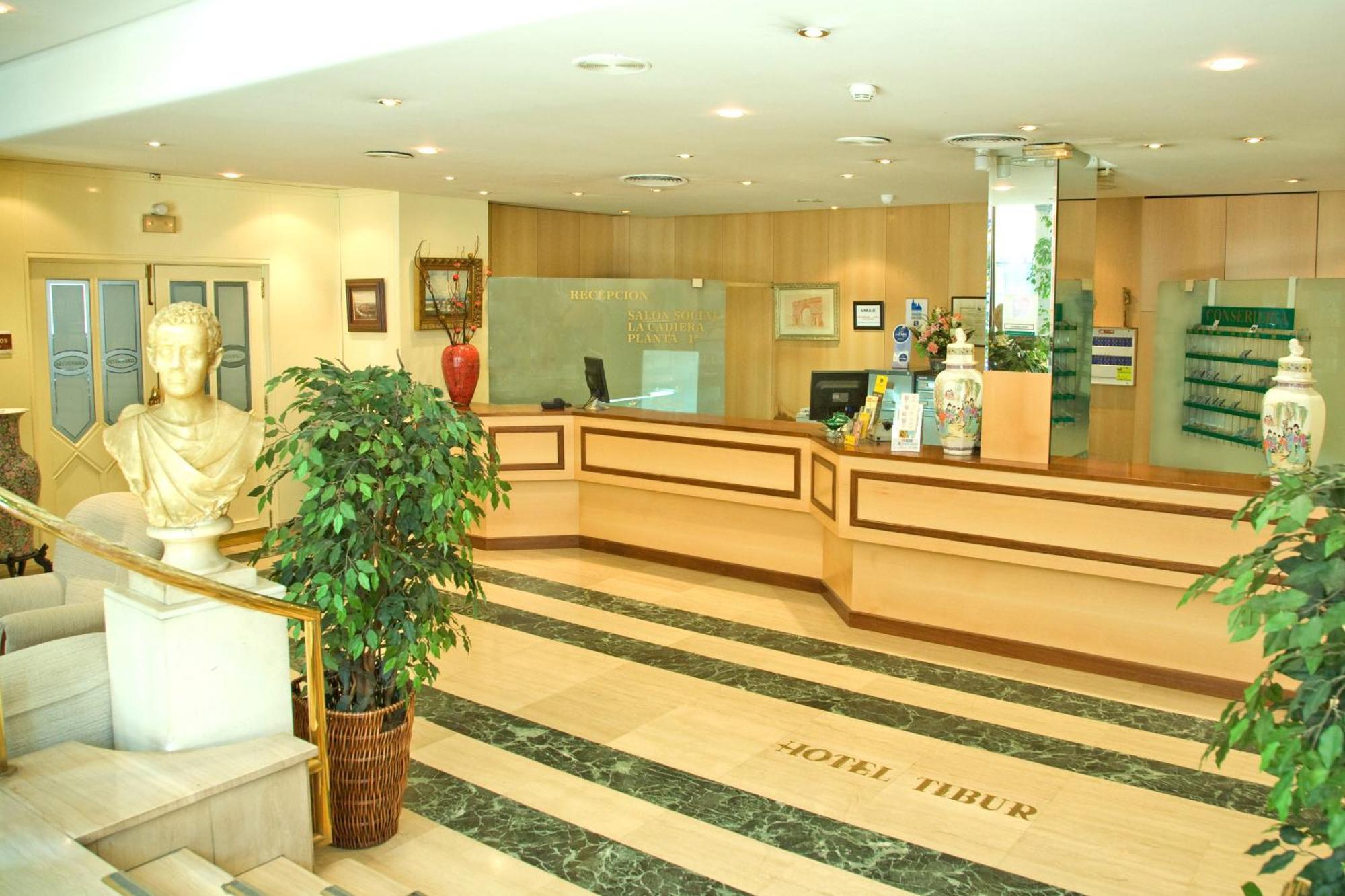 Hotel Tibur Zaragoza Ngoại thất bức ảnh
