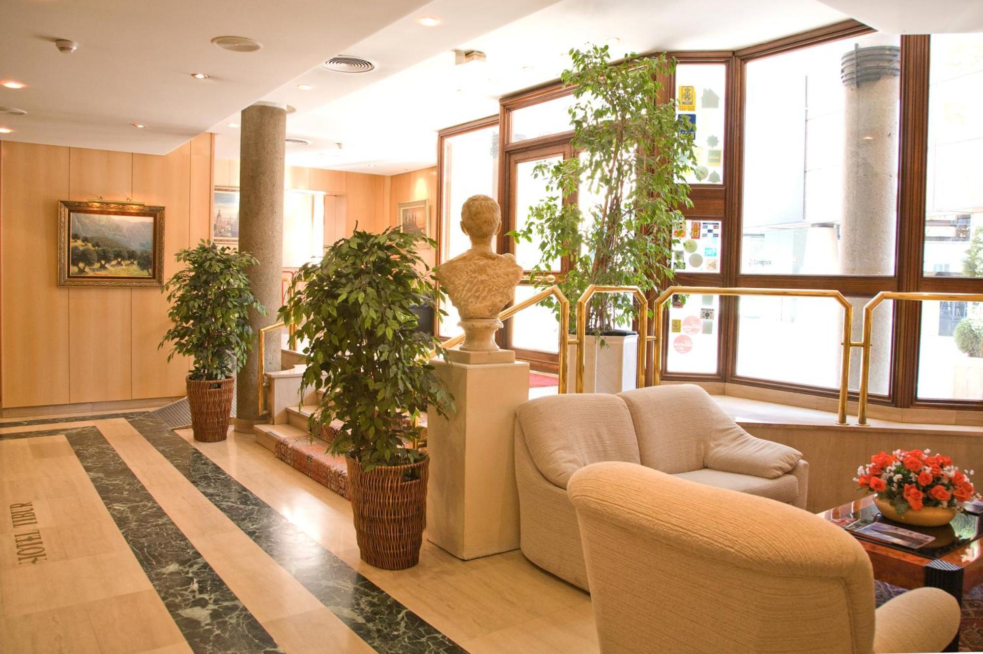 Hotel Tibur Zaragoza Ngoại thất bức ảnh
