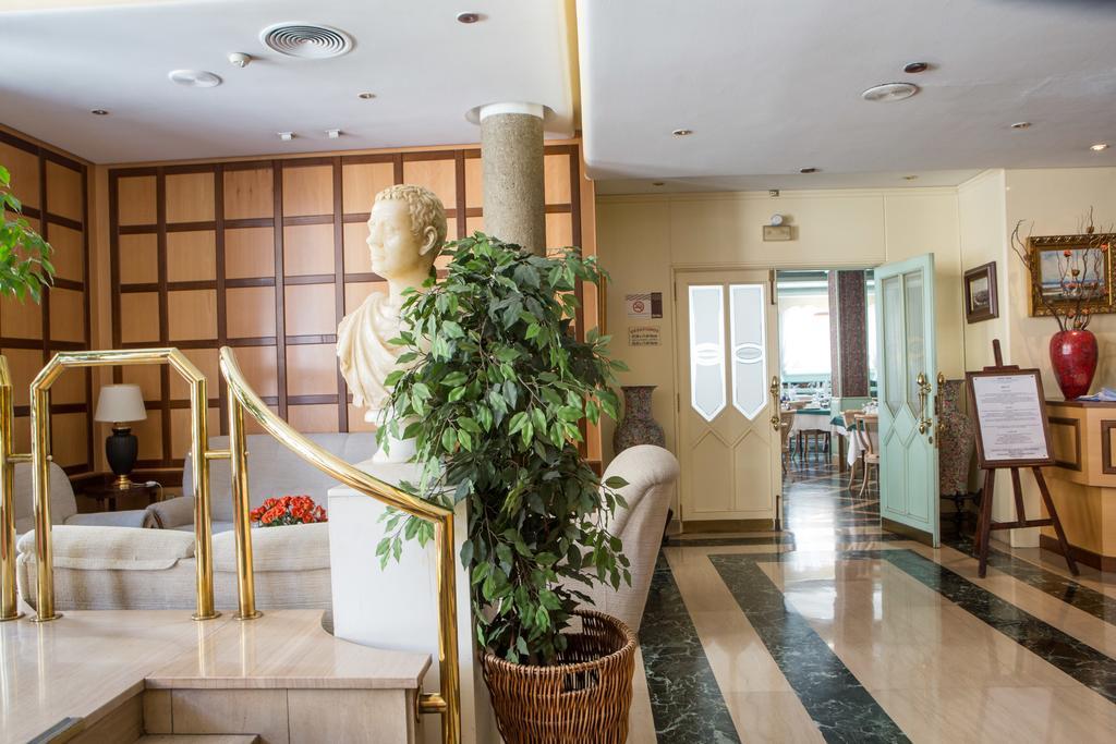 Hotel Tibur Zaragoza Ngoại thất bức ảnh